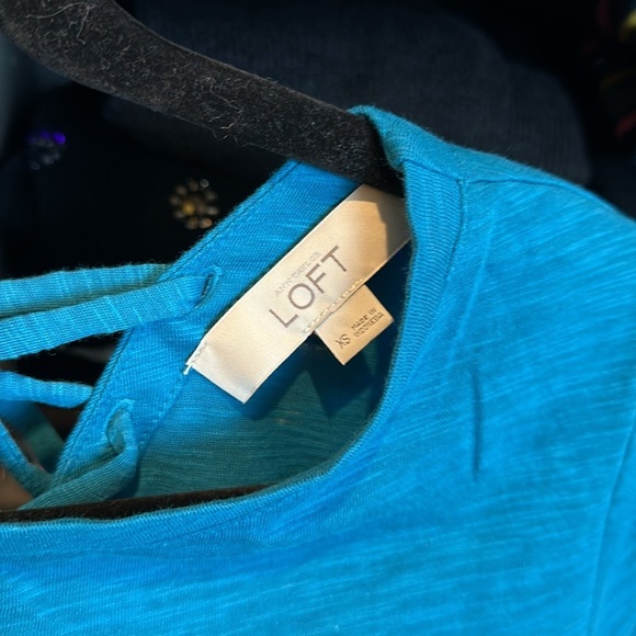 Loft turquoise short sleeve scoop neck tie back top size XS​ - Picture 2 of 3